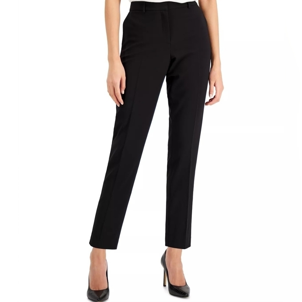 Tahari Women's Slim Fit Ankle Length Dress Pants. Size Small.  Excellent Cond.